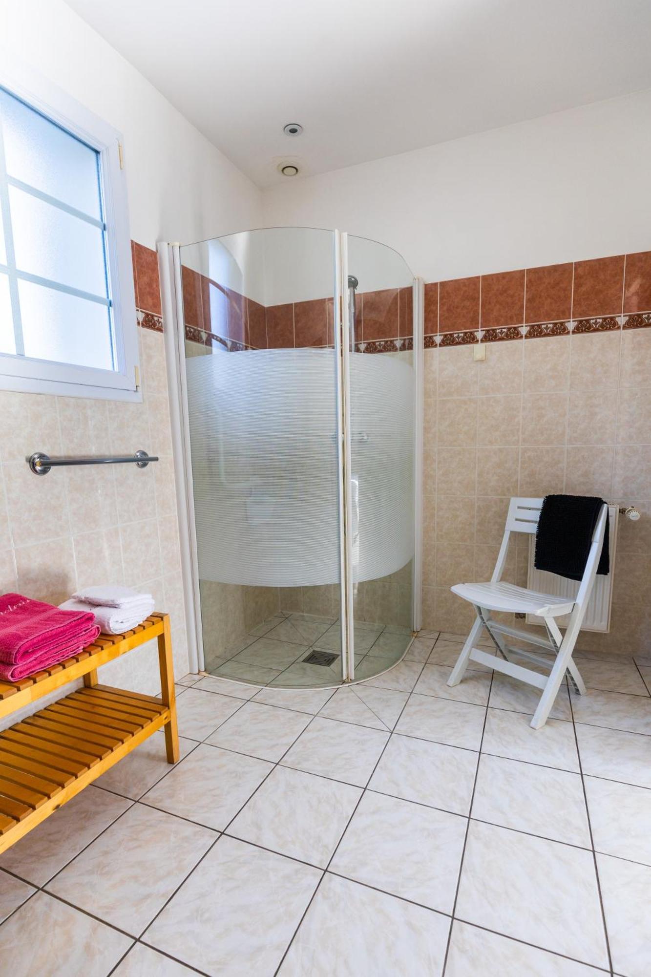 La Minoterie Bed & Breakfast Tessy-sur-Vire Phòng bức ảnh